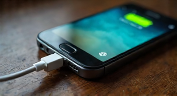 Perspektiven zu Smartphone-Ladeproblemen